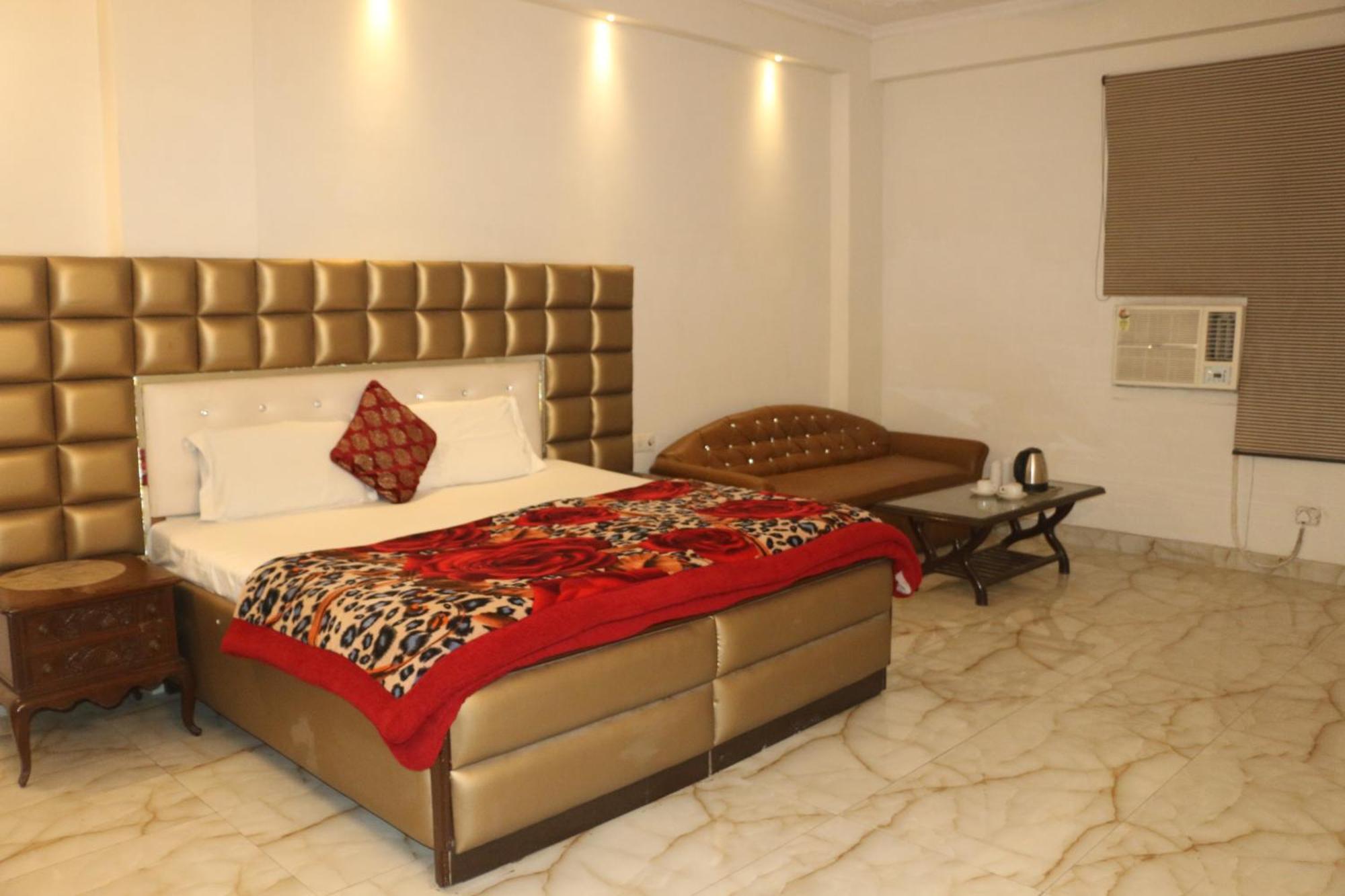 Swisston Palace Delhi  Dış mekan fotoğraf